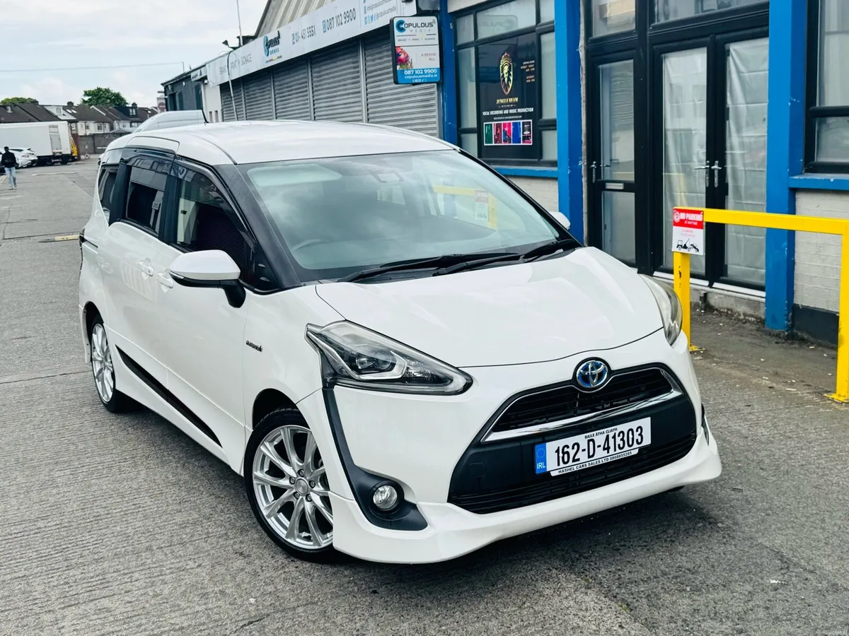 Toyota Sienta Hybrid 7 Seater Auto Excellent Cond - Image 1
