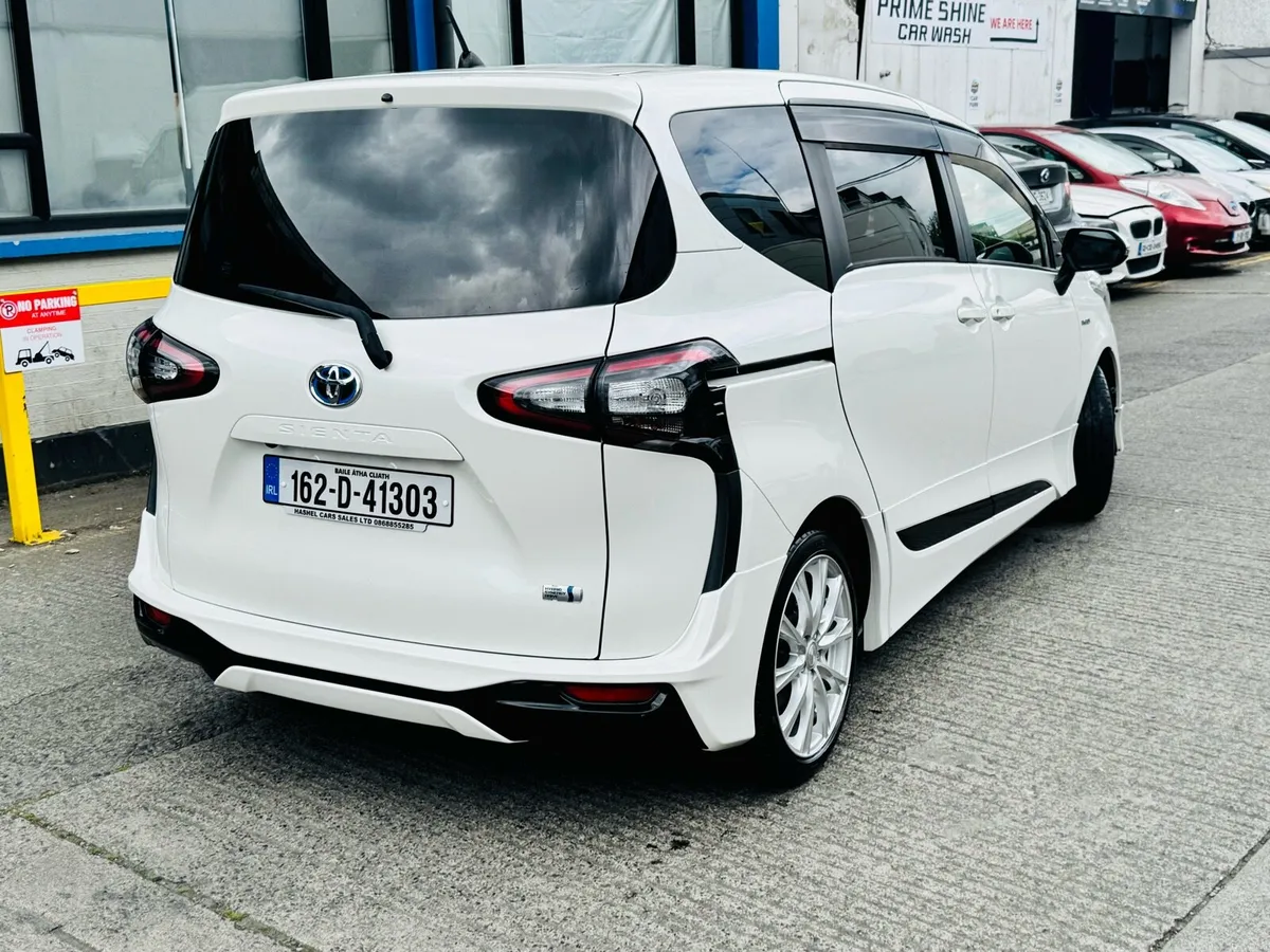 Toyota Sienta Hybrid 7 Seater Auto Excellent Cond - Image 3