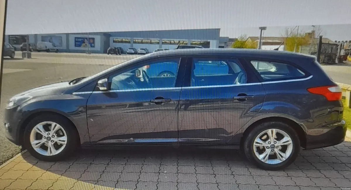Ford Focus 2013 - Image 5