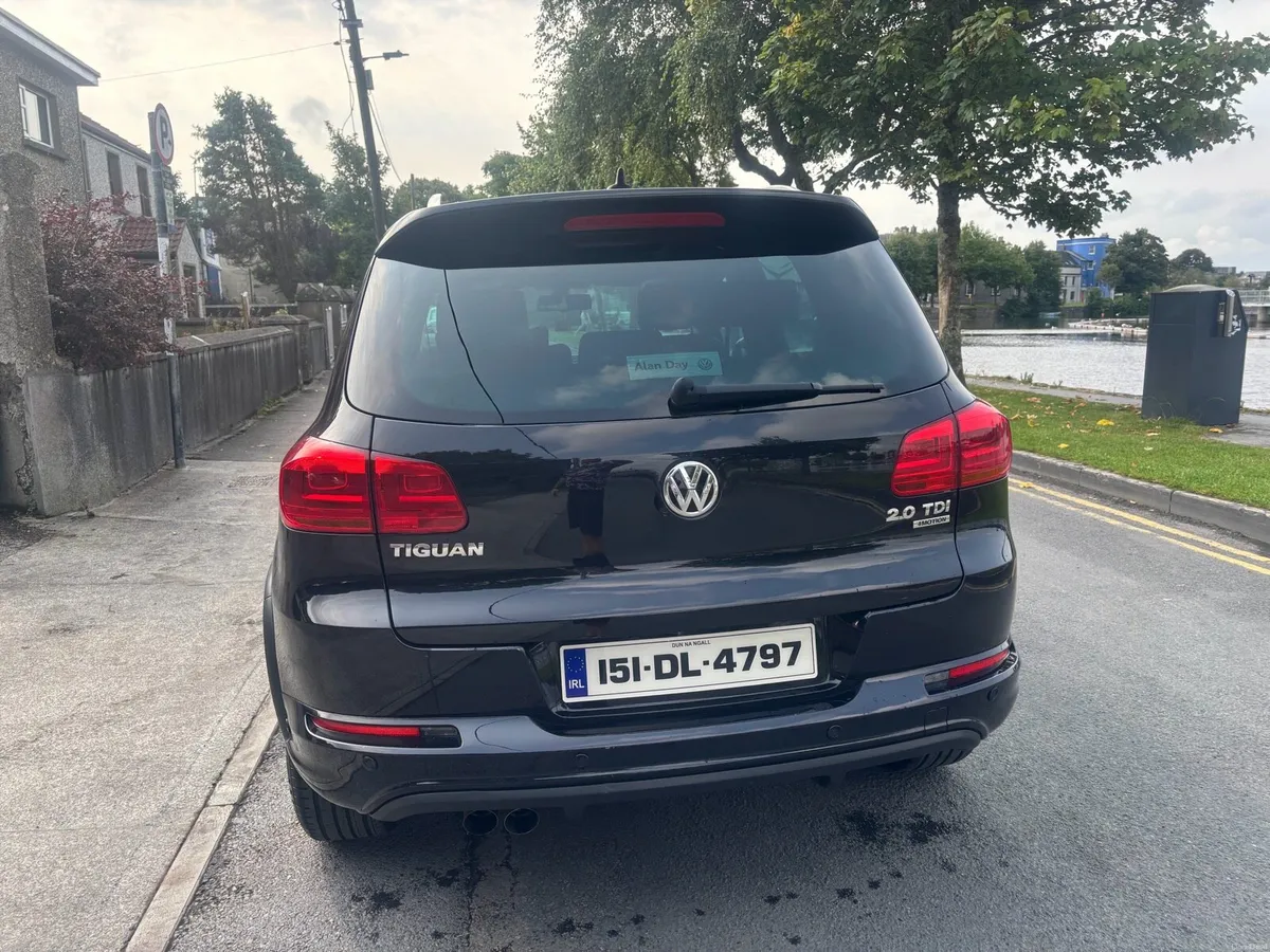 Volkswagon Tiguan automatic 2l tdi 4wd r line - Image 4