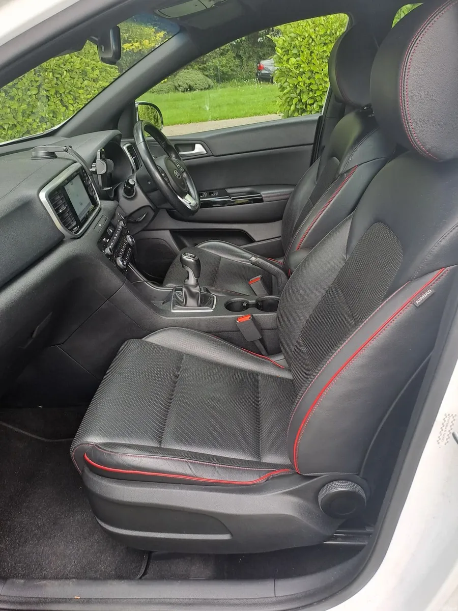 Kia Sportage 2018 - Image 2