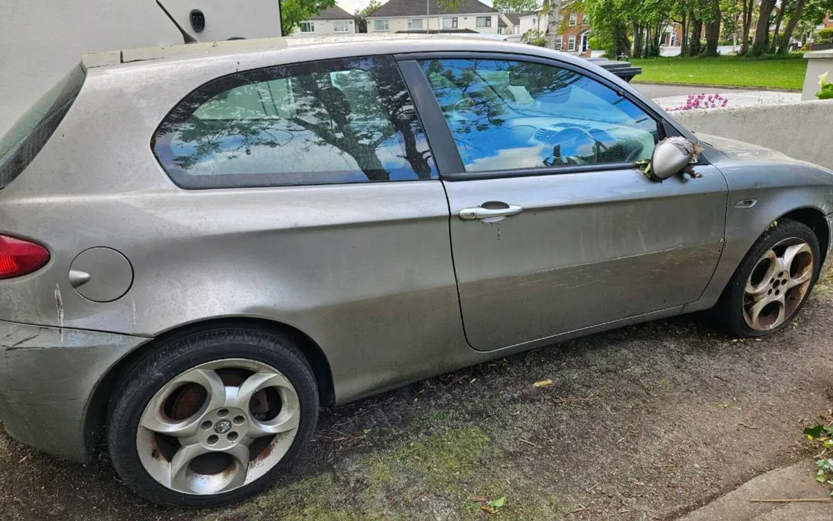 Alfa Romeo Spark - Image 2