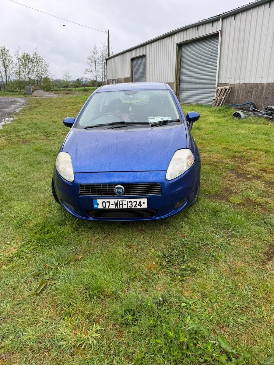 Car - Image 2