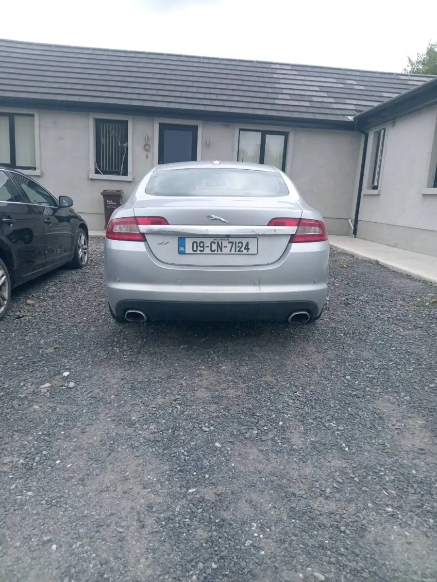 Car - Image 4