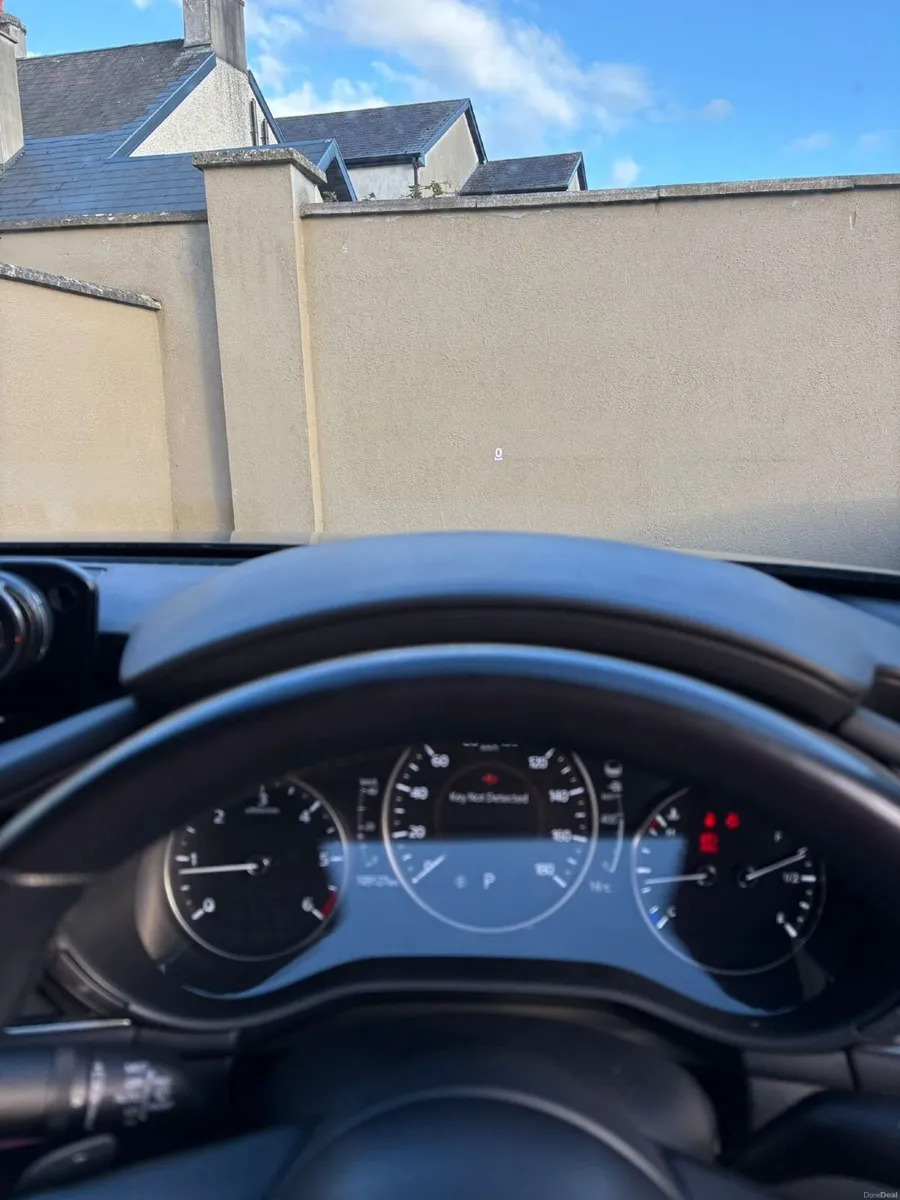 Mazda 3 - 2019 - Excellent condition - Image 3