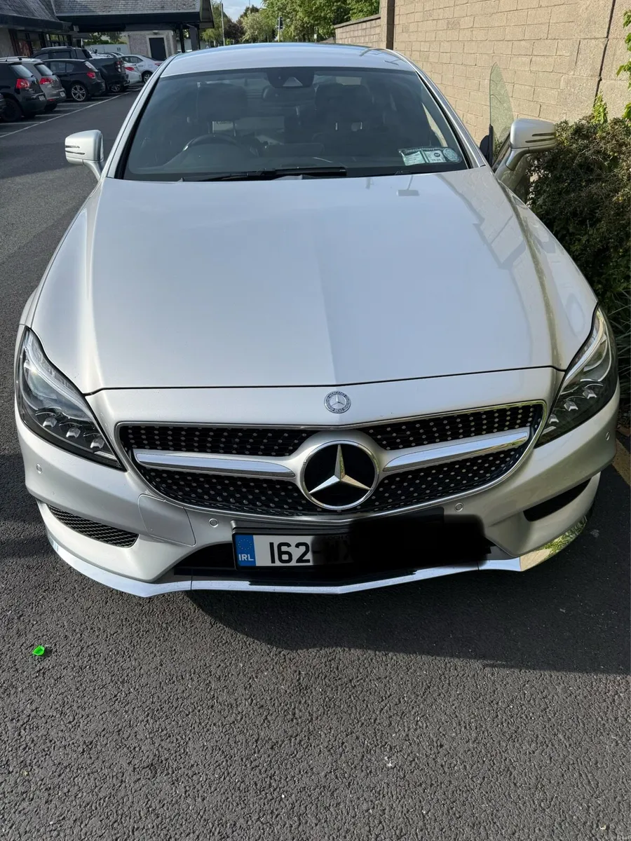 Very low mileage Mercedes CLS - Image 3