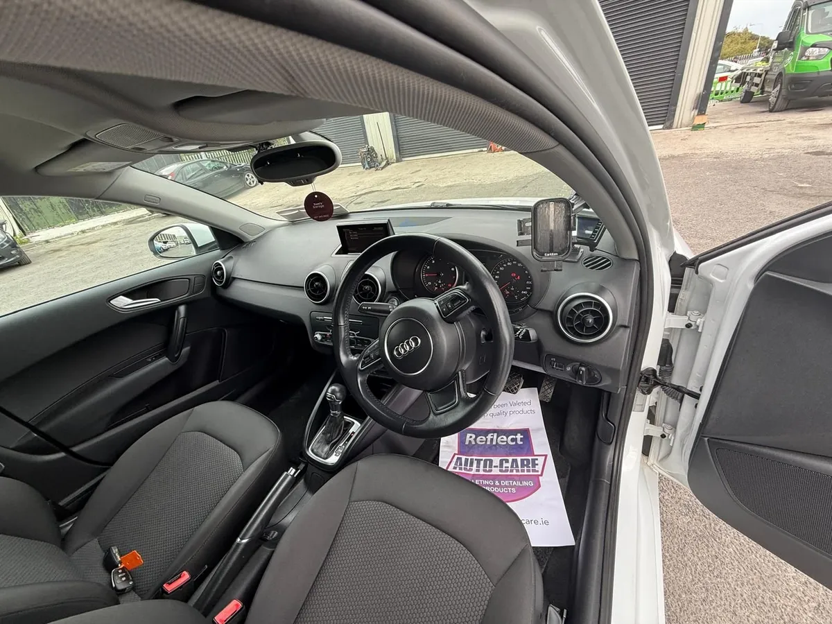 161 Audi A1 SPORTSBACK *2TONE"Top specs - Image 2