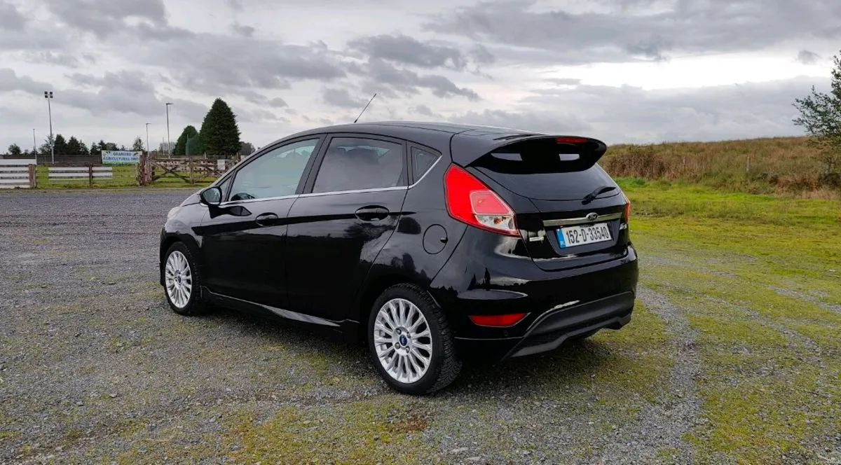 152 Ford Fiesta 1.0 ecoboost automatic - Image 3