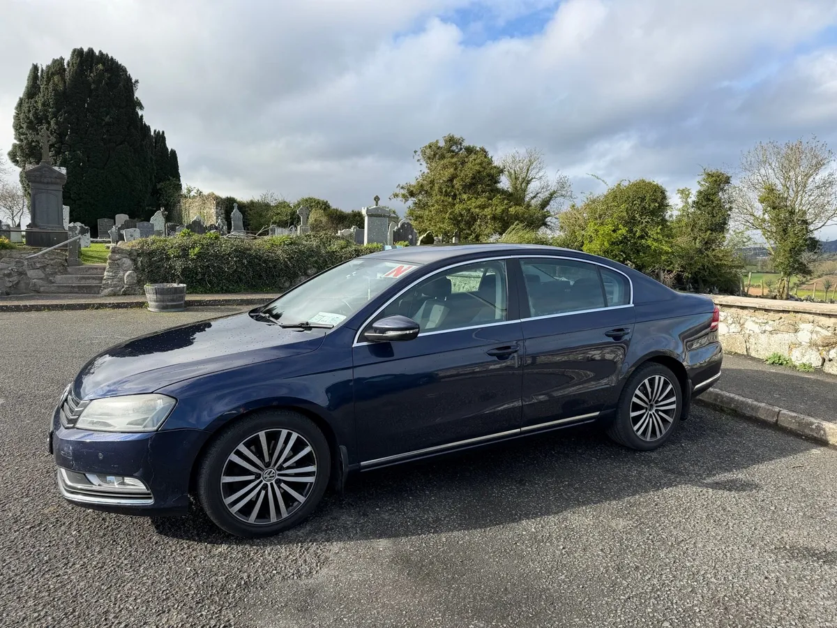 Volkswagen Passat - Image 4