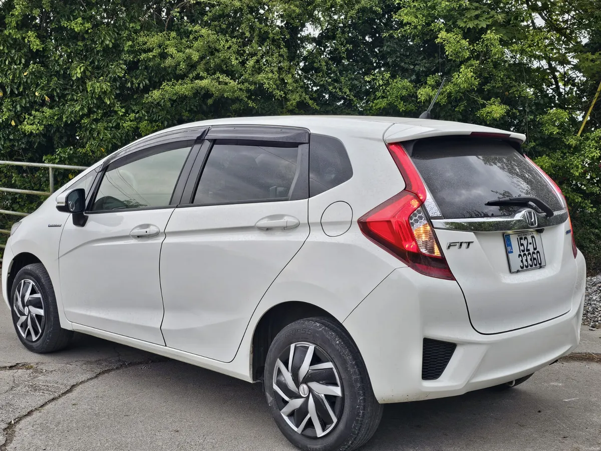Honda Fit 2015 hybrid.  Automatic.  Nct&tax €6990 - Image 1
