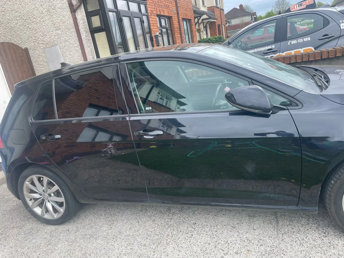 Car - Image 4
