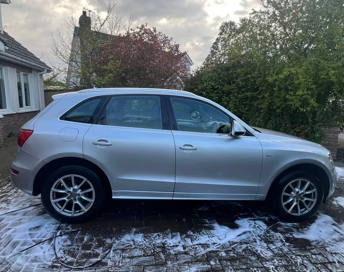 Audi Q5 2009 S LINE - Image 3