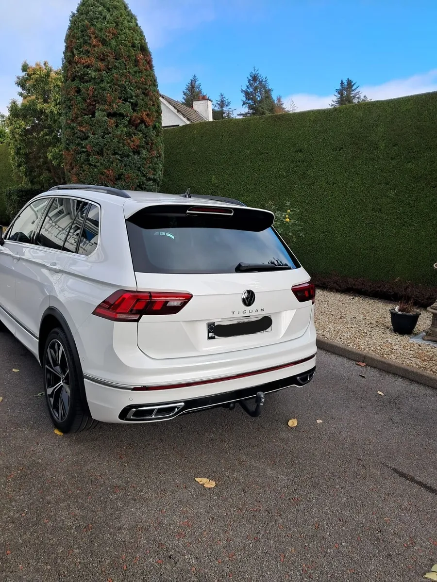 VW TIGUAN 2023 2.0L TDI RLINE 150HP (MANUAL) - Image 3