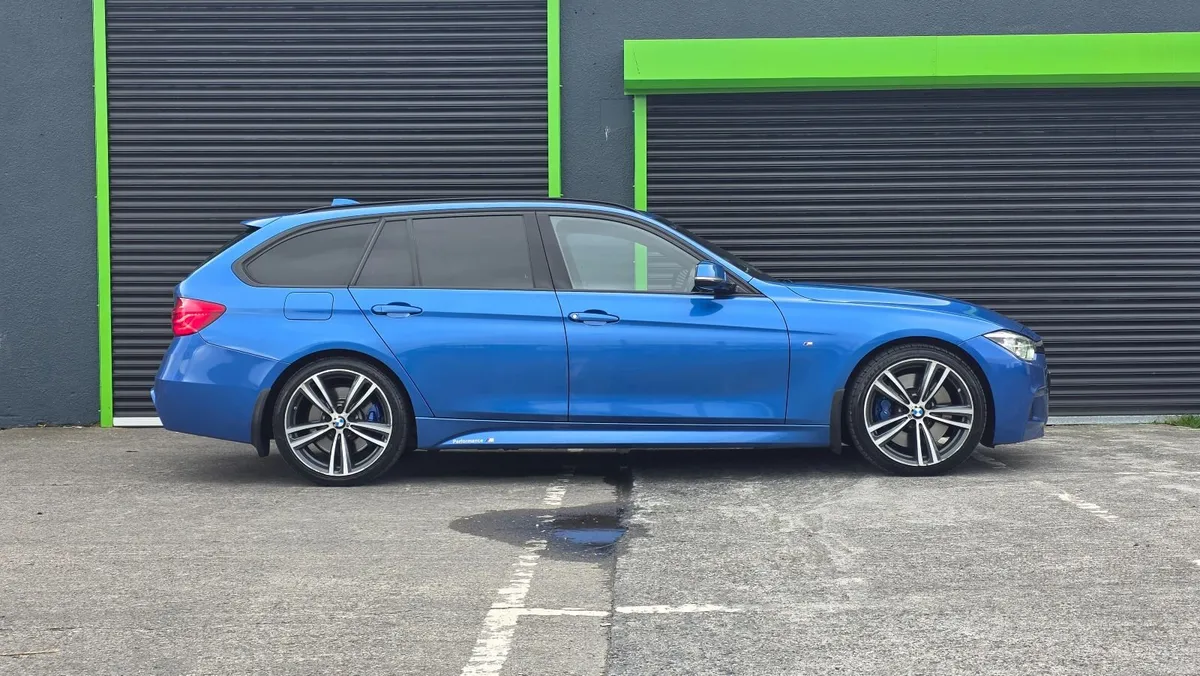 BMW 330d M-Sport Touring - Image 2