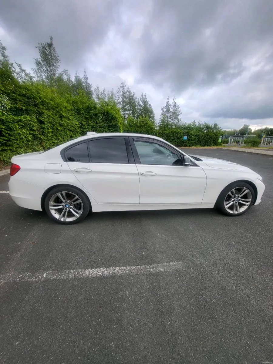 BMW 316 Sport - Image 1