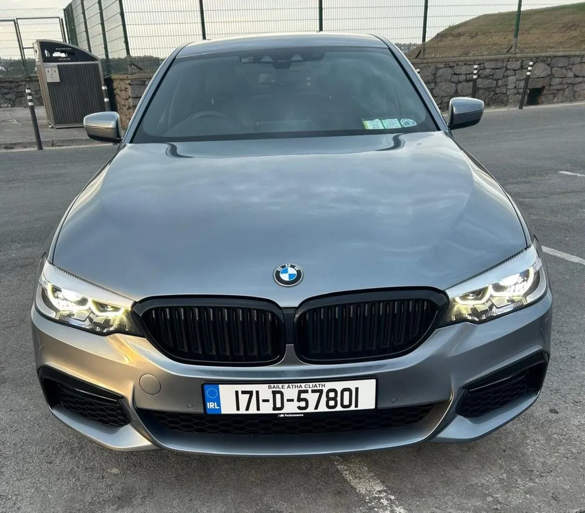 BMW 5-Series 2017 - Image 2