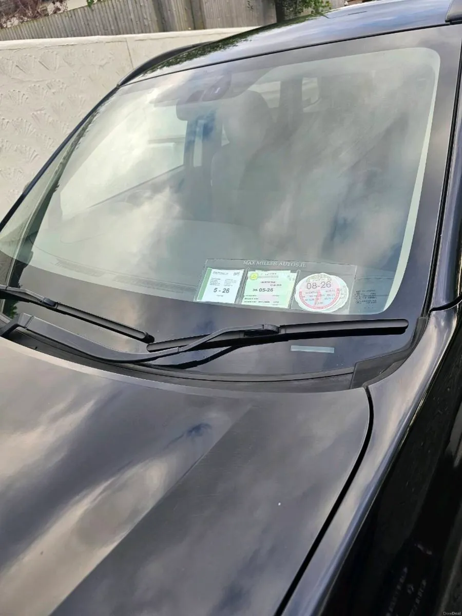 Mitsubishi Outlander PHEV - Image 3