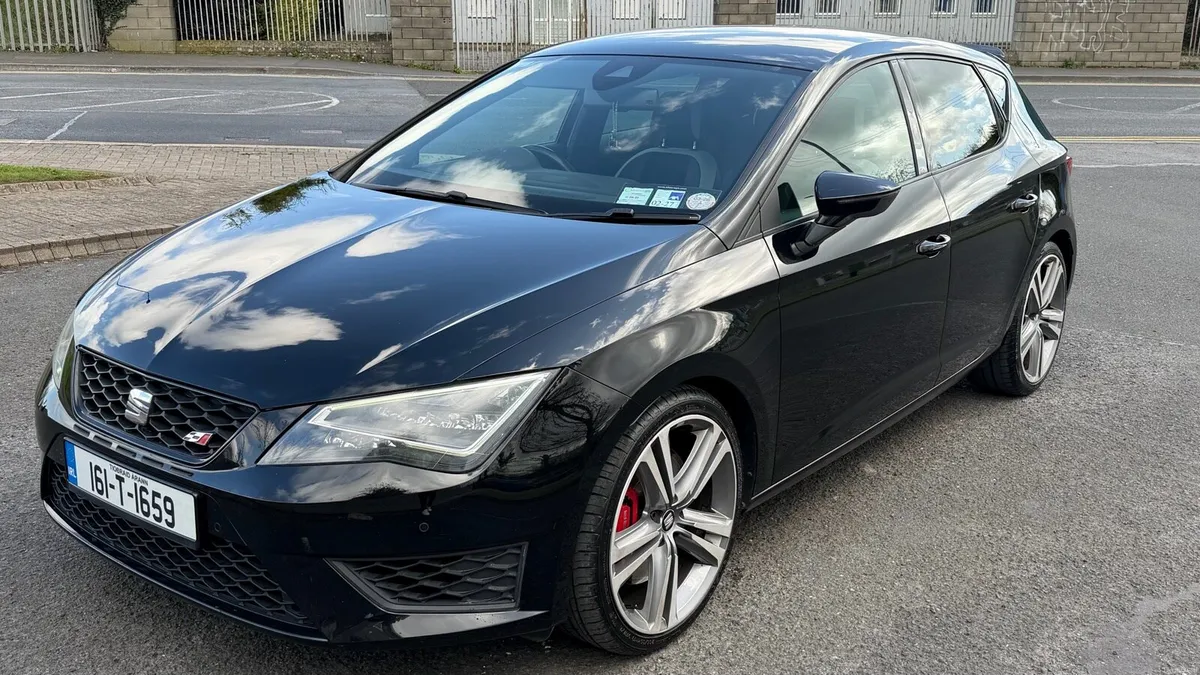2016 SEAT Leon Cupra 2.0 TSI 310BHP - Image 2