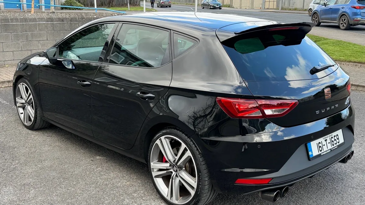 2016 SEAT Leon Cupra 2.0 TSI 310BHP - Image 4