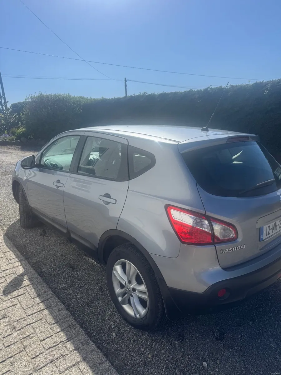 2012 Qashqai 4 wheel drive | New Tyres | NCT 11/26 - Image 3
