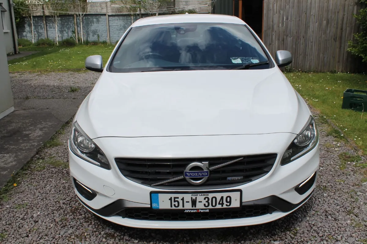 Volvo S60 2015 - Image 1