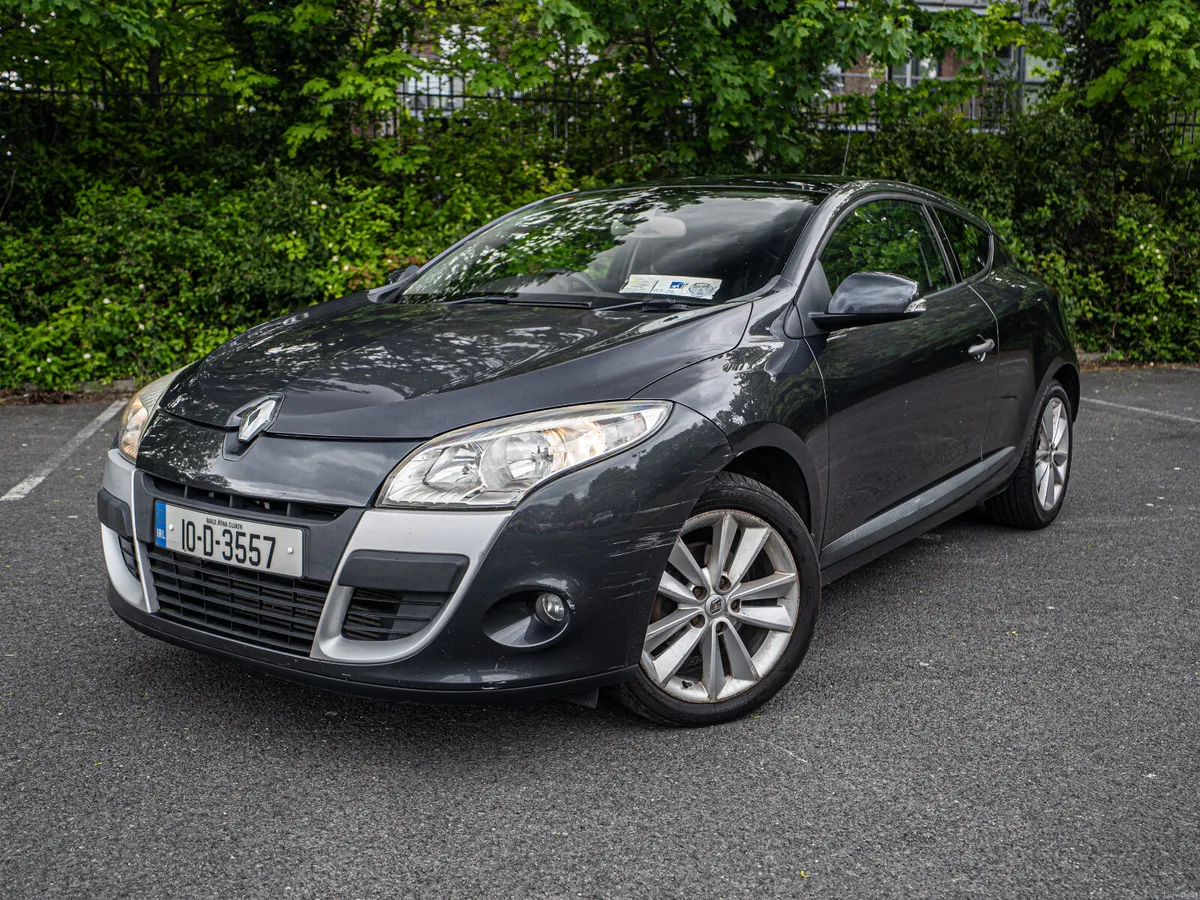 Renault Megane 2010 - Image 1