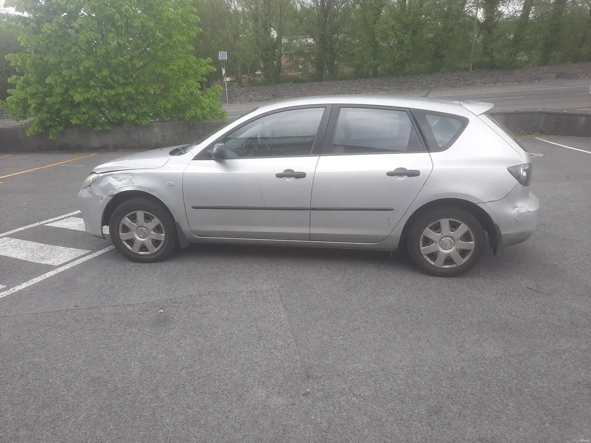 2009 Mazda 3 - Image 2