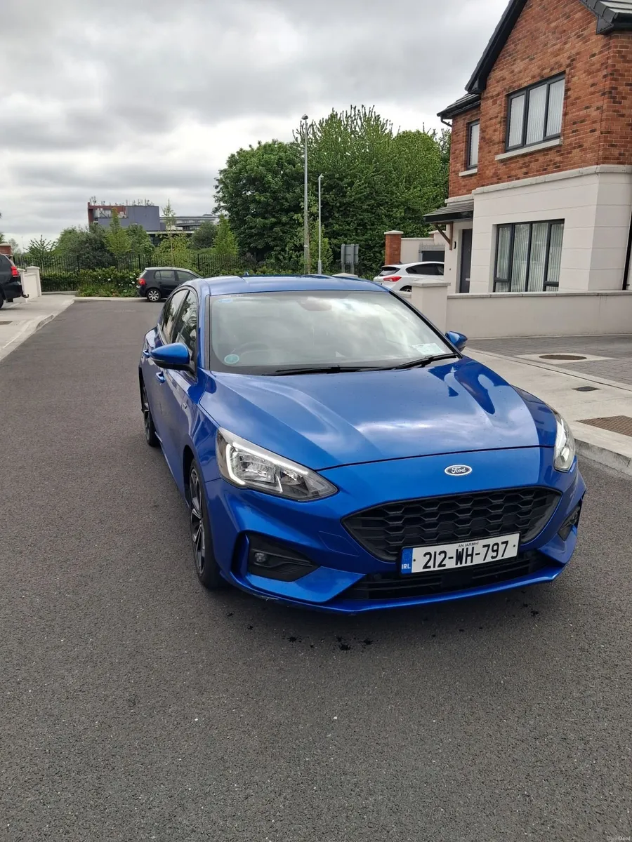 Ford Focus 2021 - Image 2
