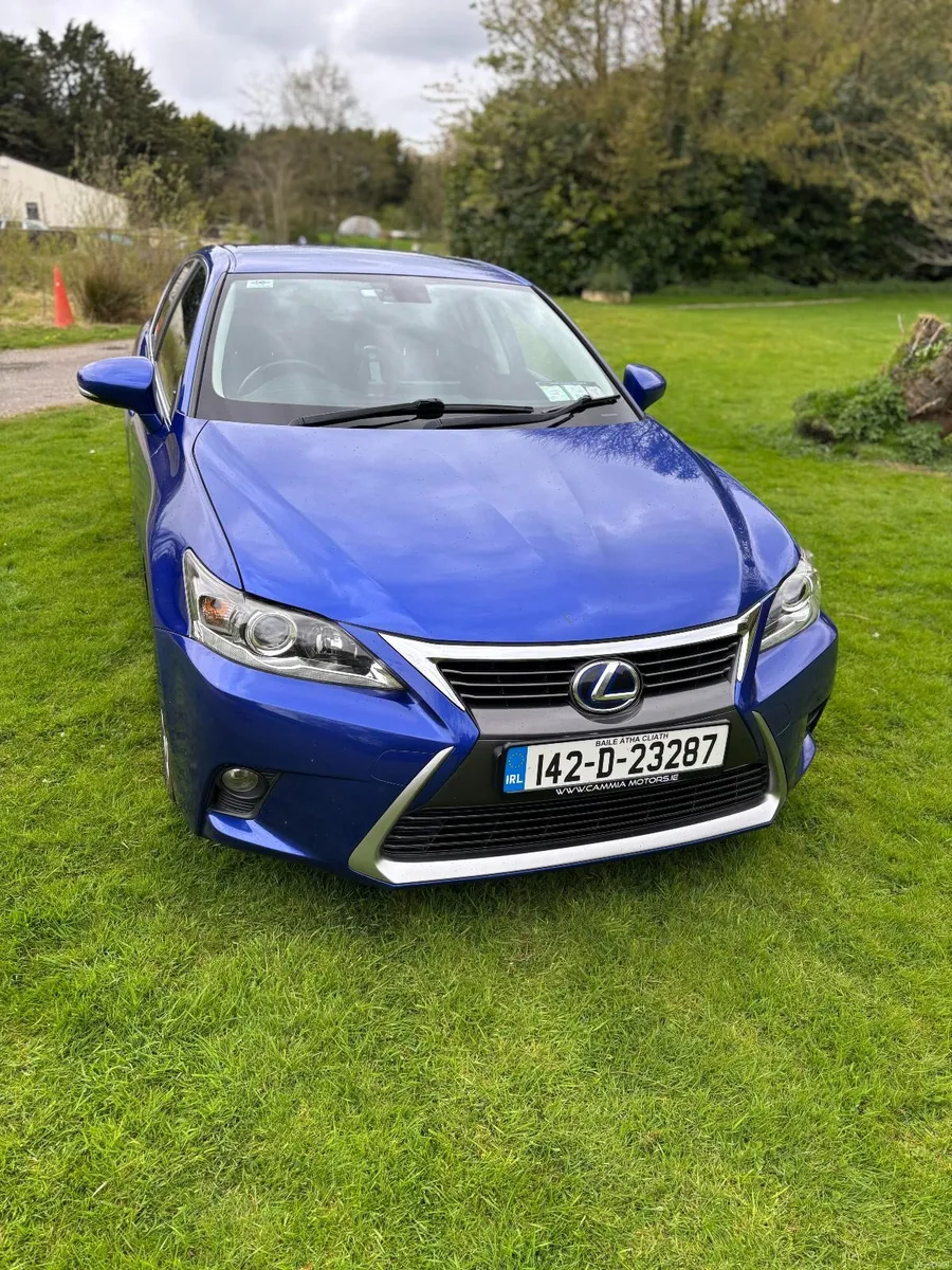 Lexus CT 2014 - Image 2