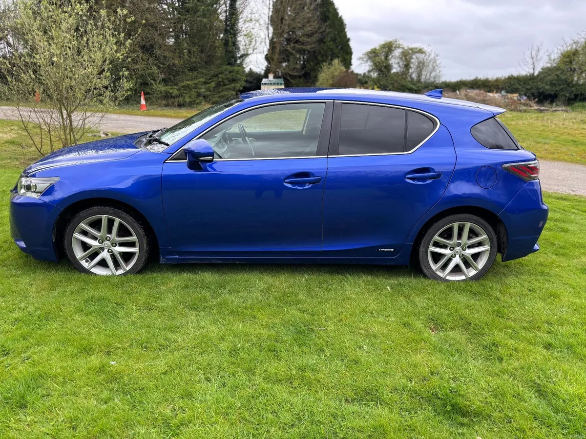 Lexus CT 2014 - Image 3