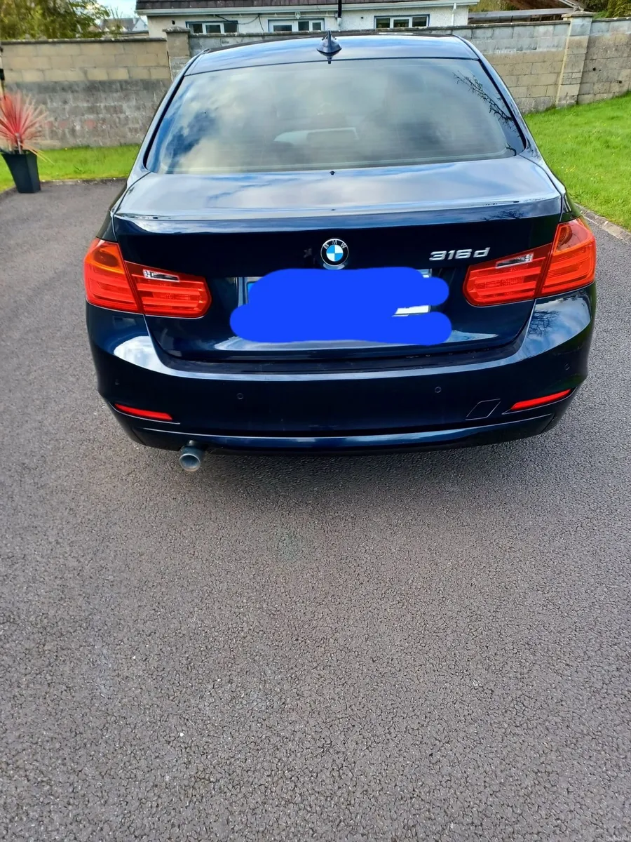 BMW 3-Series 2015 - Image 4