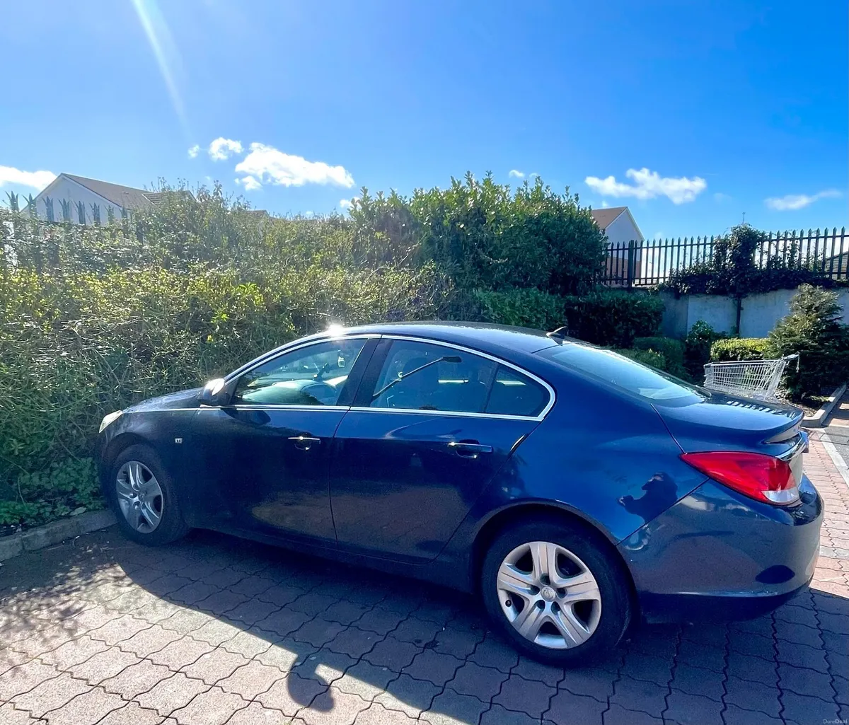 Opel Insignia 2012 NCT 03/2027 - Image 2