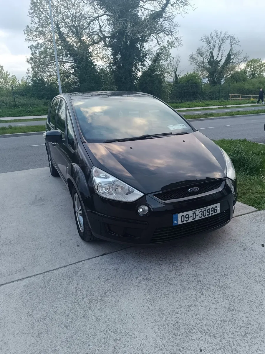 Ford S-Max 2009 - Image 2