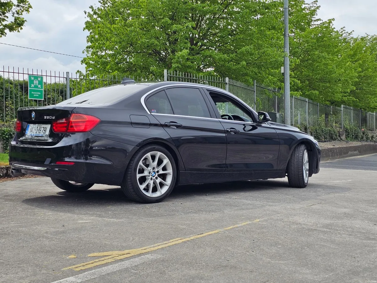BMW 330d xDrive - Image 4