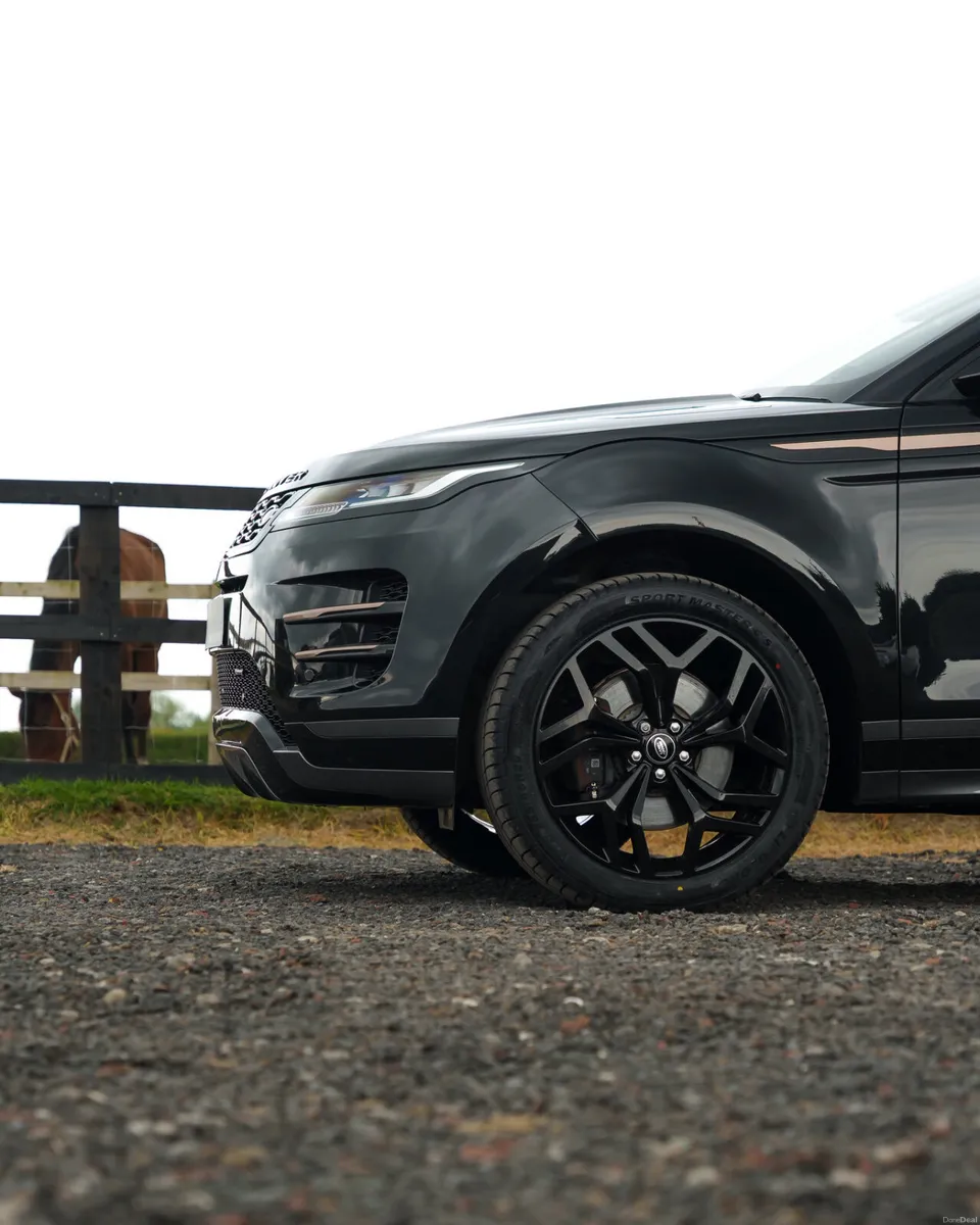 Range Rover Evoque 2023 - Image 3