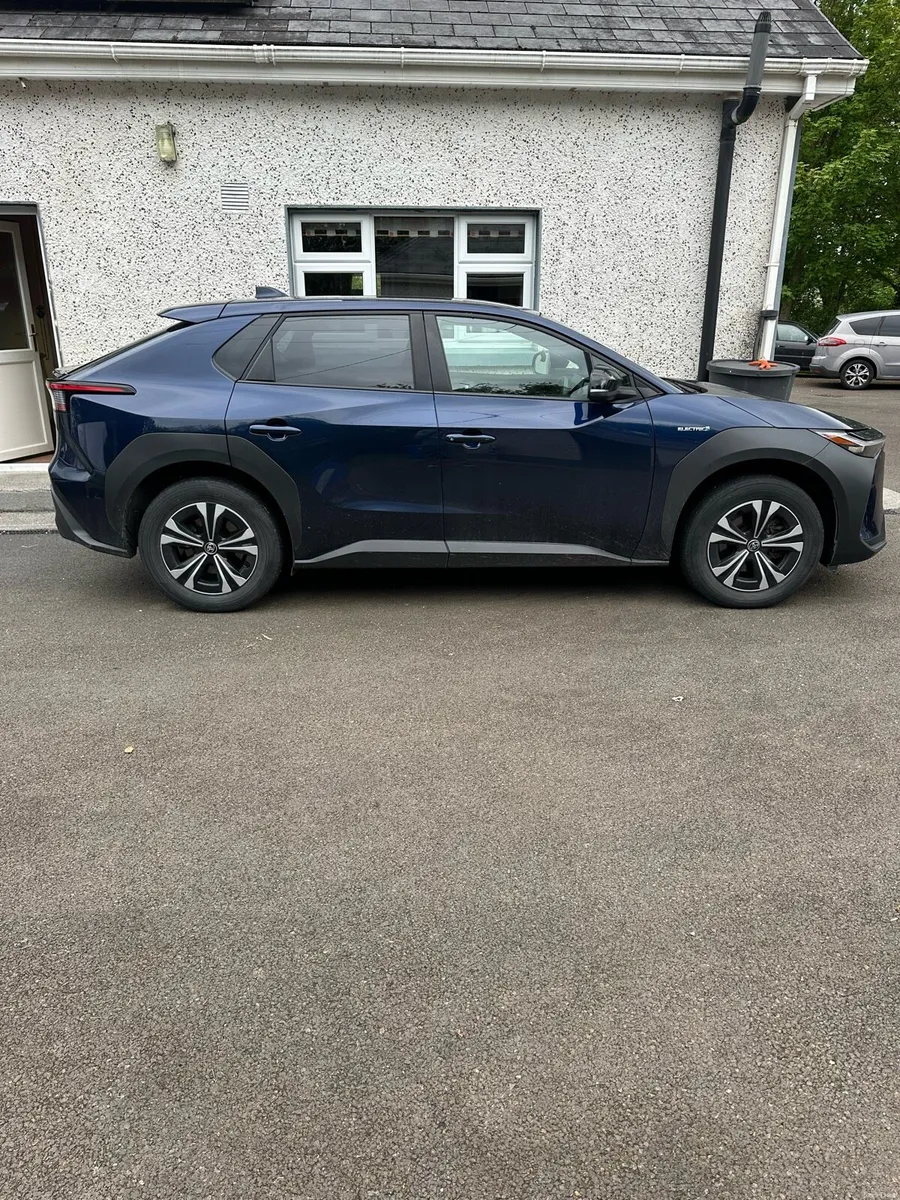 Toyota - Image 1