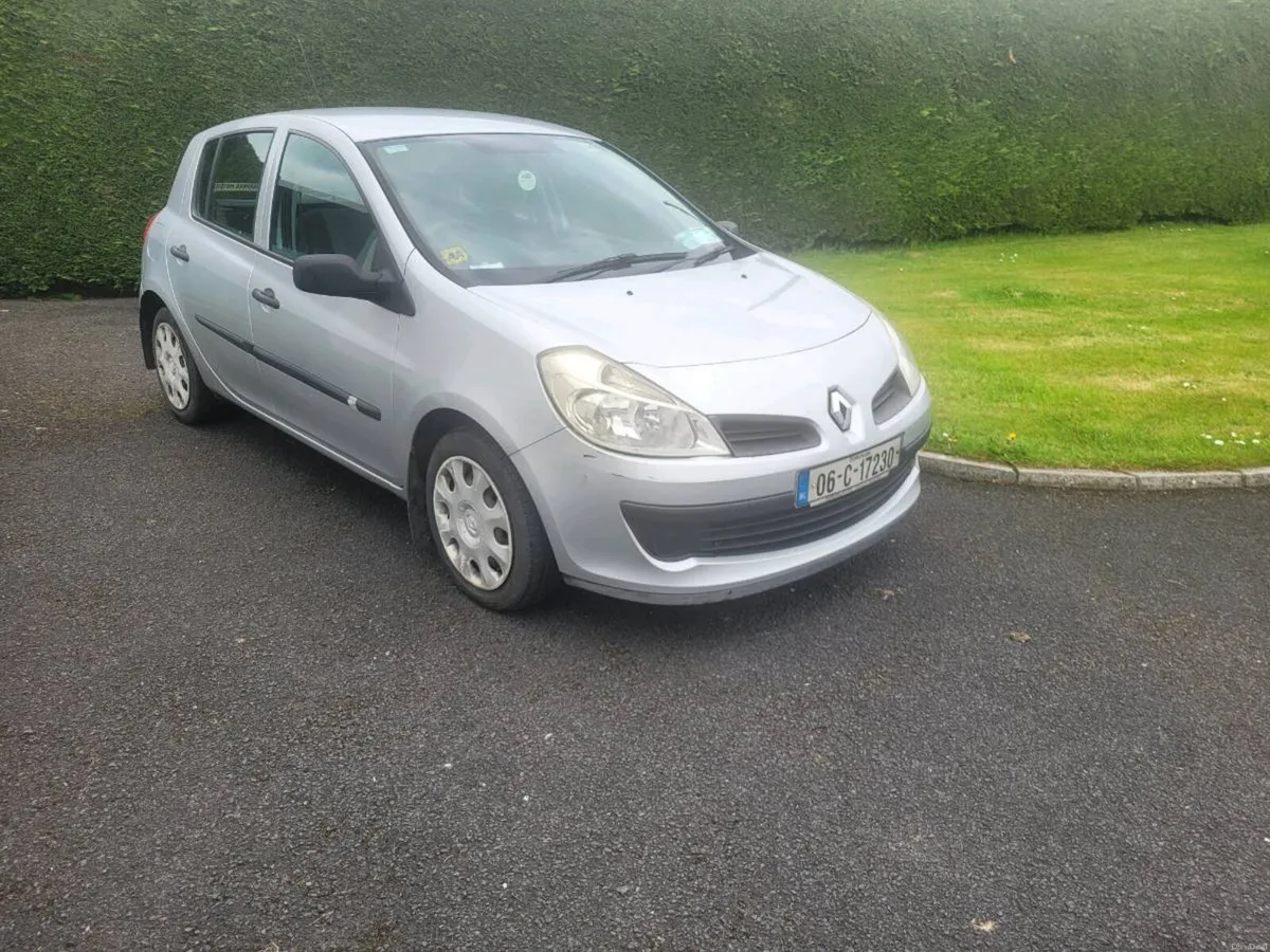 Renault Clio 2006 - Image 2