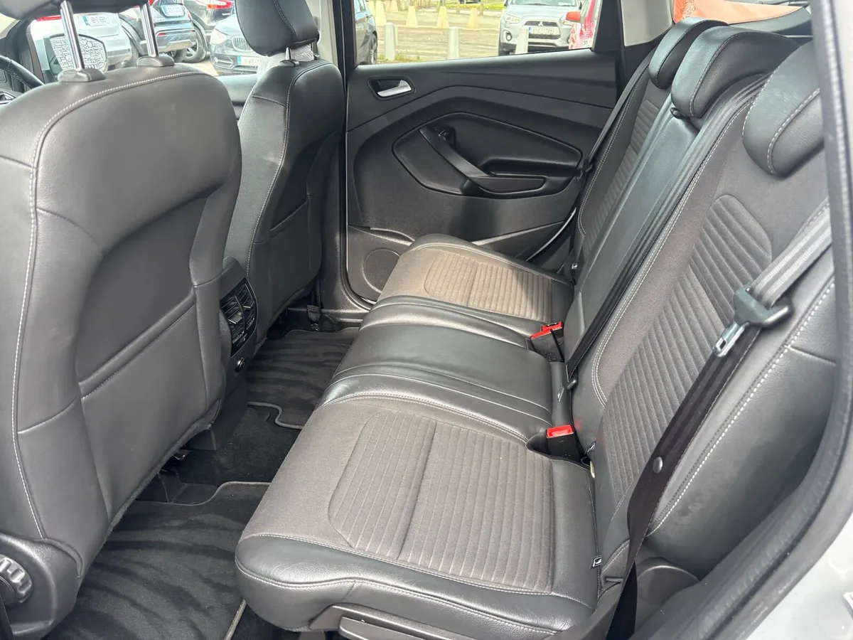 Ford Kuga - Image 6
