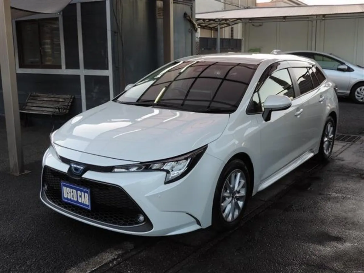 2022 Toyota Corolla Touring S Hybrid – Only 24k km - Image 3