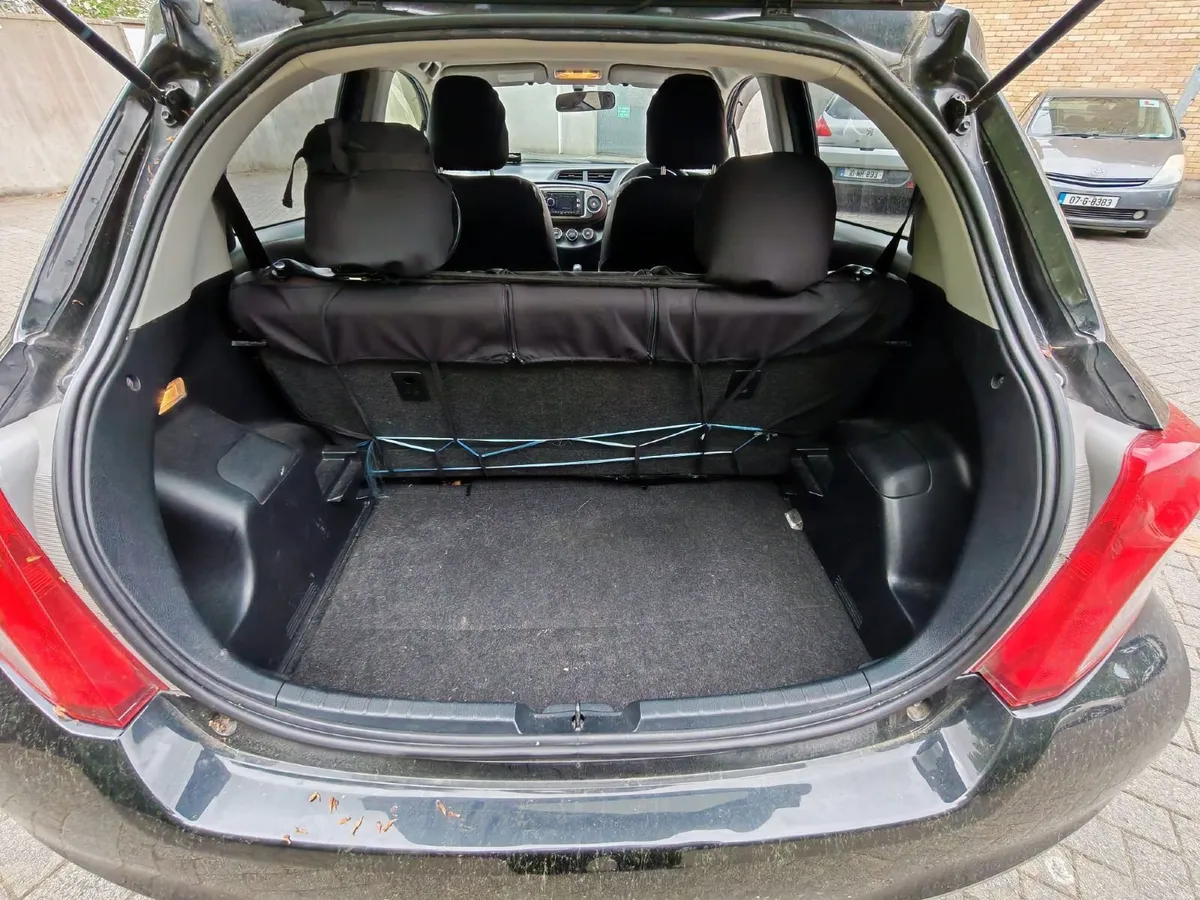Toyota Vitz 2012 - Image 3