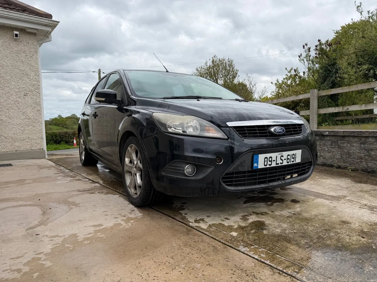2009 Ford Focus – Priced to Sell, Needs TLC! - Image 1
