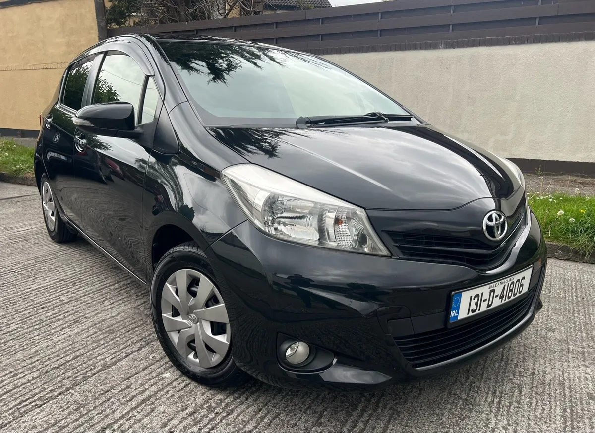Toyota Yaris/Vitz Auto New Nct 17/01/27 & 30/12/26 - Image 1