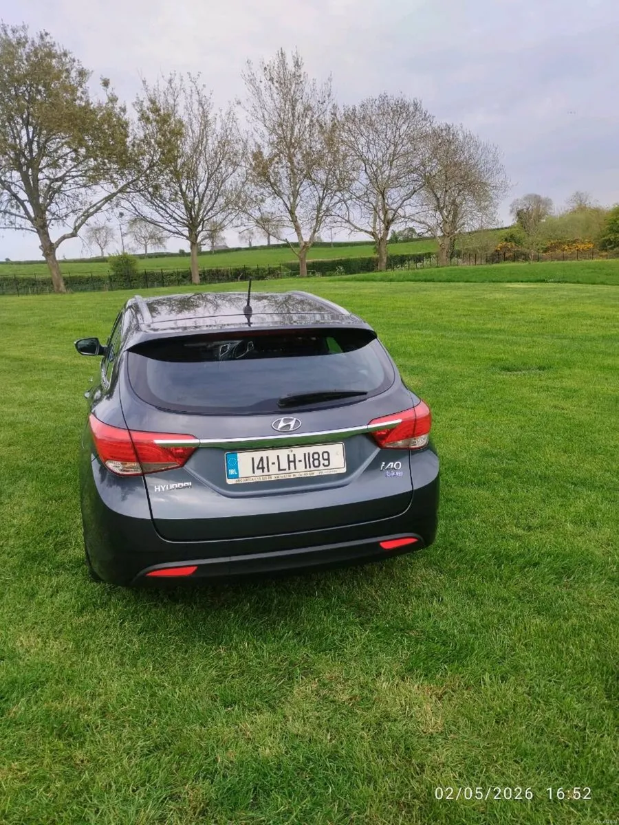 Car - Image 3