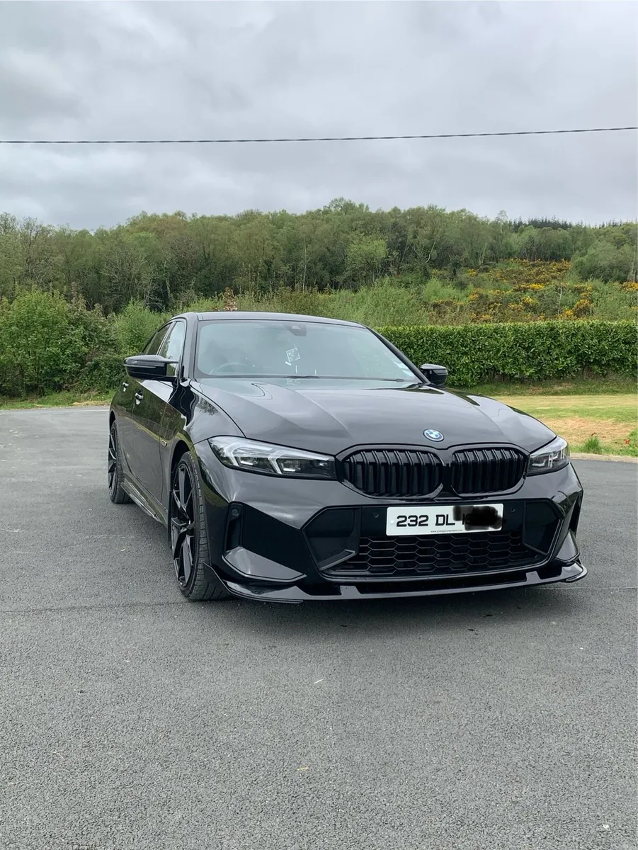 Car - Image 1