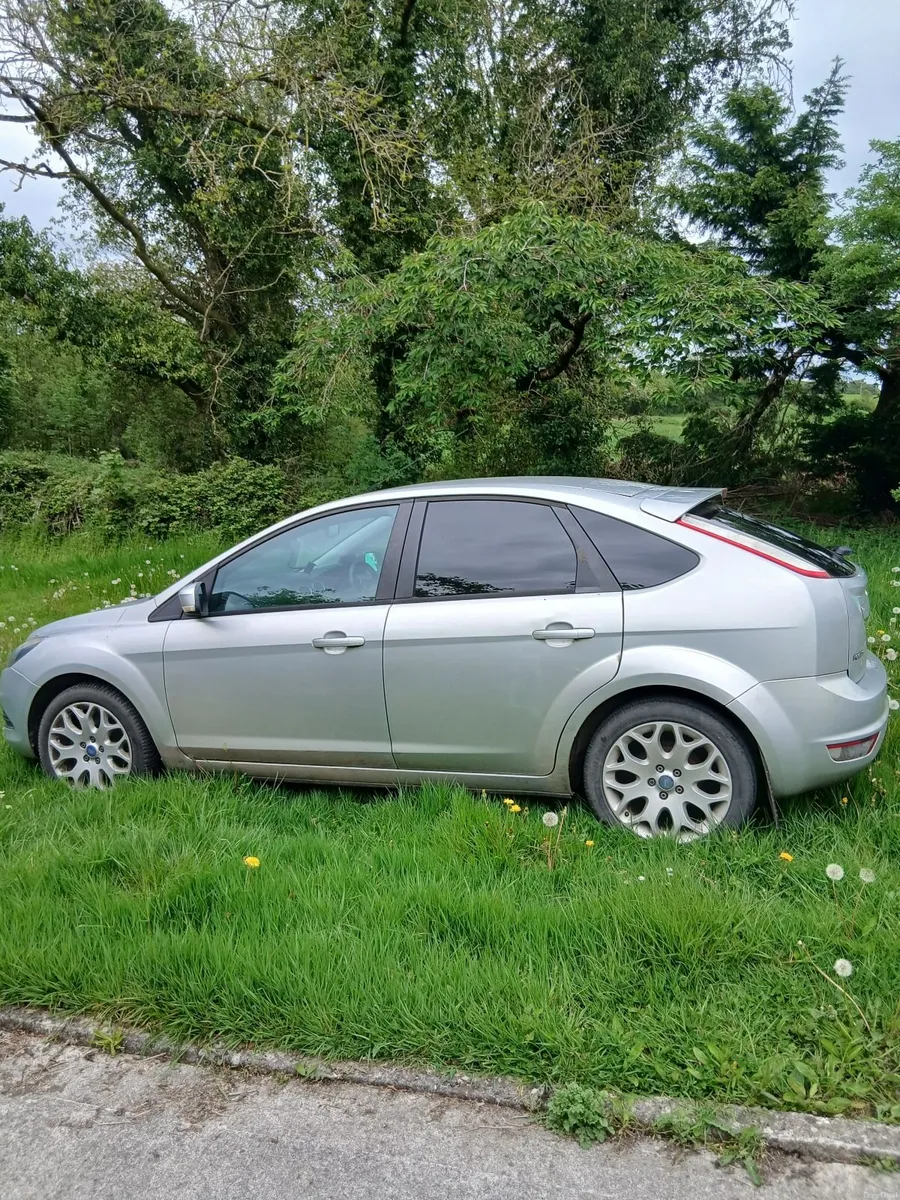 Ford Focus 2011 - Image 3