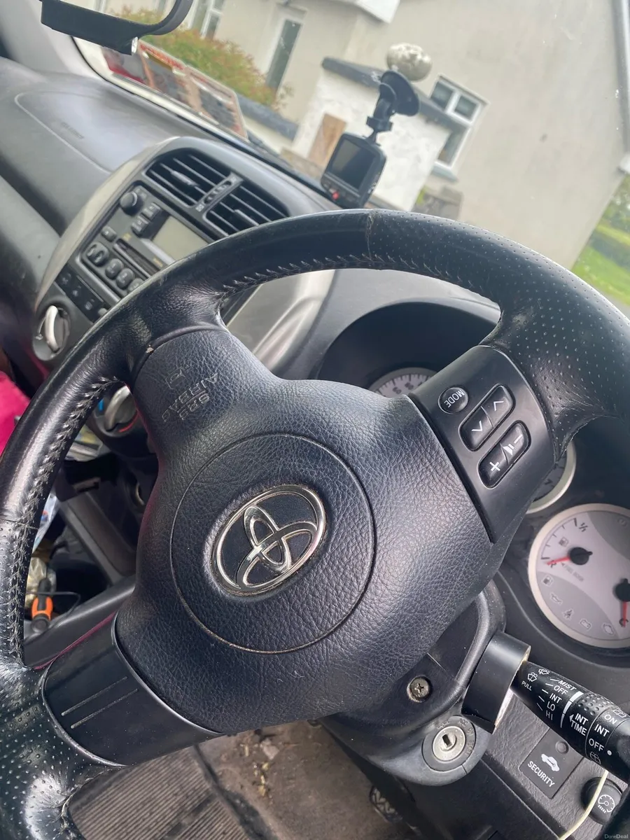 Toyota RAV4 - Image 3