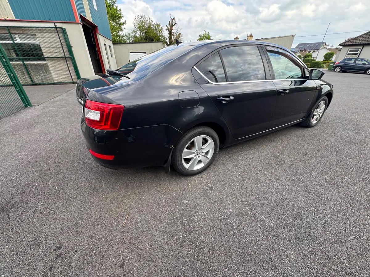 Skoda Octavia 2016 - Image 3