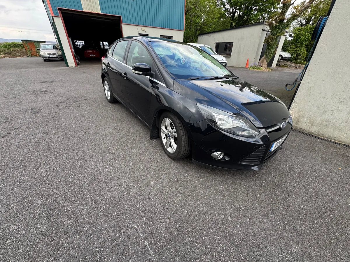 Ford Focus 2013 - Image 1