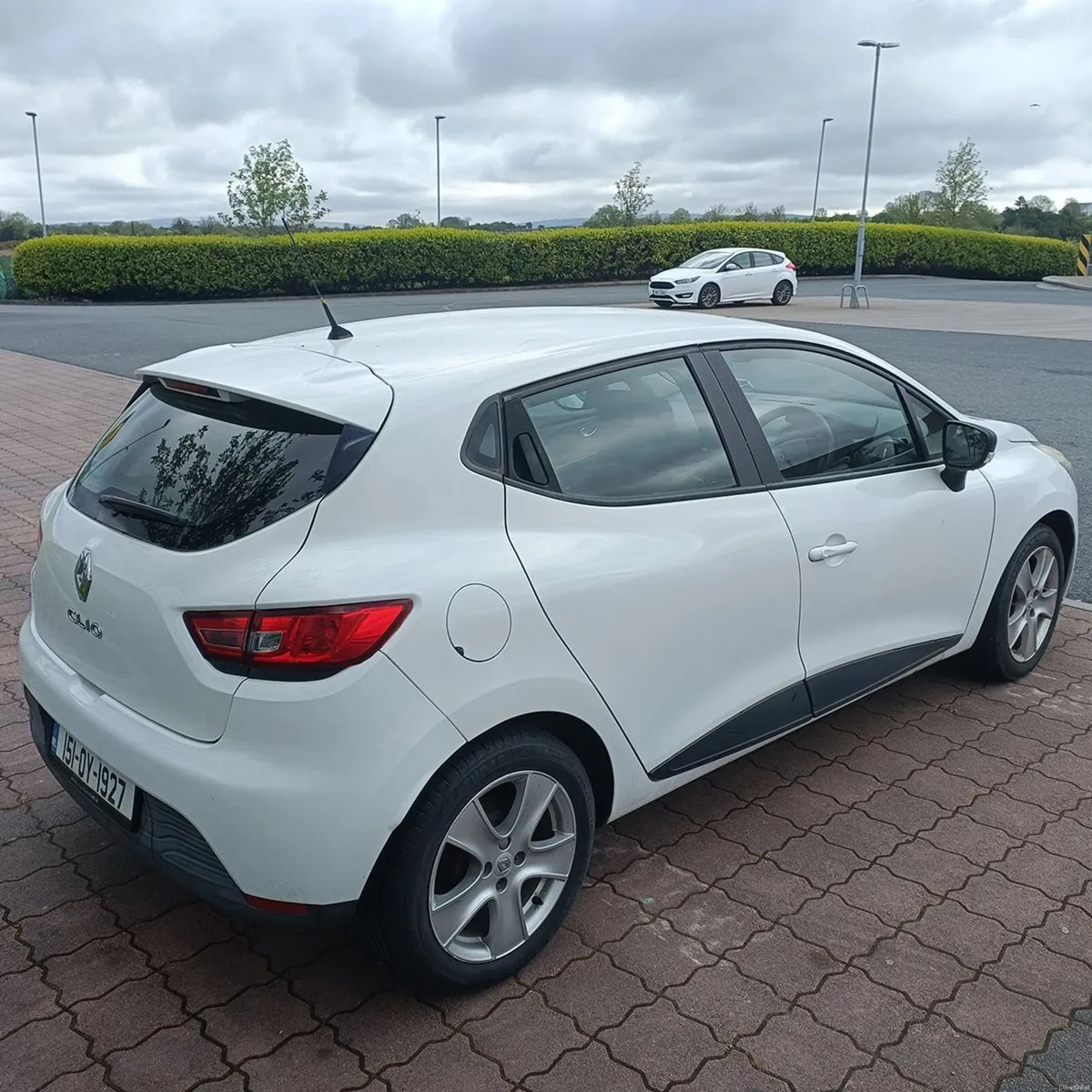 Renault Clio Expression 2015 - Image 2
