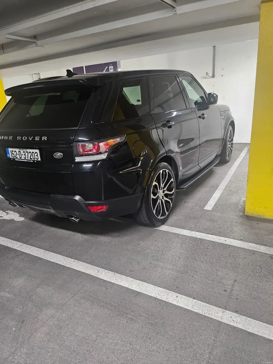 Range Rover sport - Image 2
